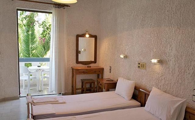 Fevro Hotel Agia Galini  Ruang foto