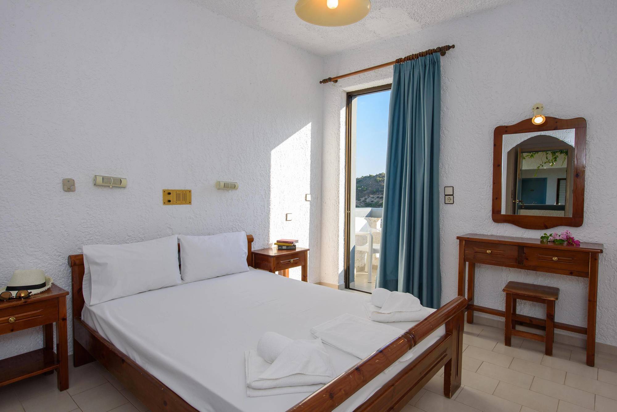 Fevro Hotel Agia Galini  Bagian luar foto